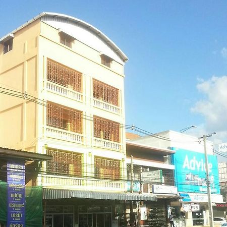 Cube Hostel Krabi Exterior foto