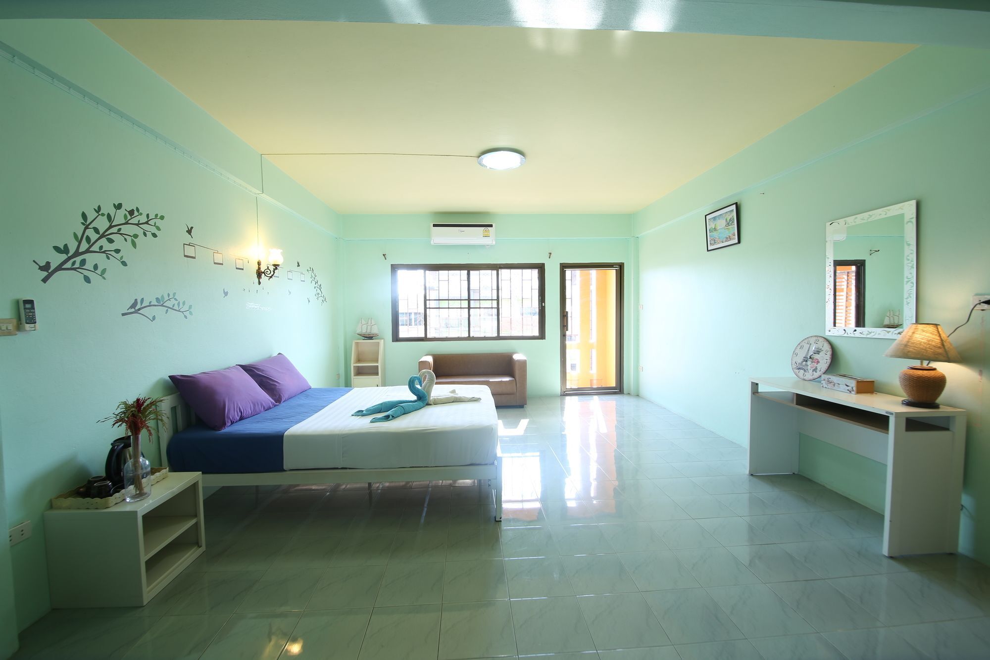 Cube Hostel Krabi Exterior foto